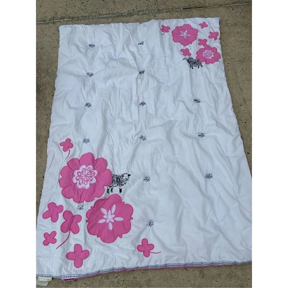 Pottery barn kids pink white  lambs crib comforter (small tear)replacement 34